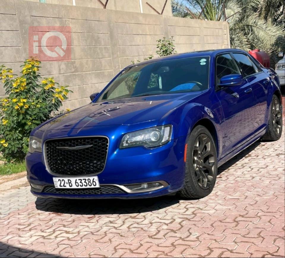 كرايسلر 300